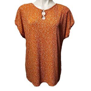 ❤️ 4/$20 Cure top Women's large Orange white polka dots keyhole neck gold rings